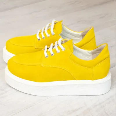 Summer Colour 😻
Comanda pantofii Campus Yellow de aici: https://www.exclusives.ro/incaltaminte/pantofi-casual/pantofi-campus-yellow