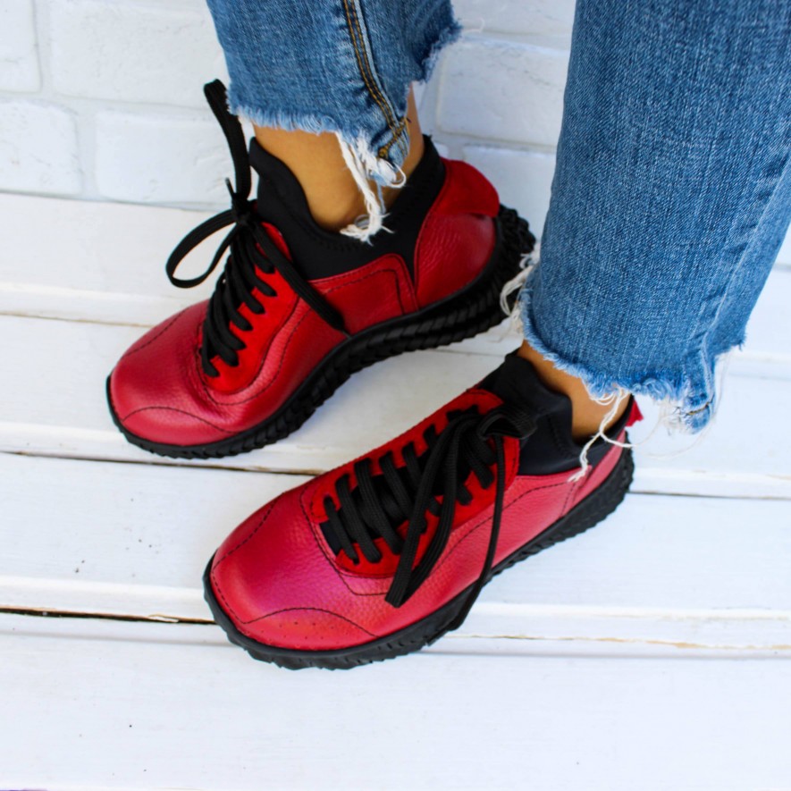 * Sneakers - Easy - Fire Red 