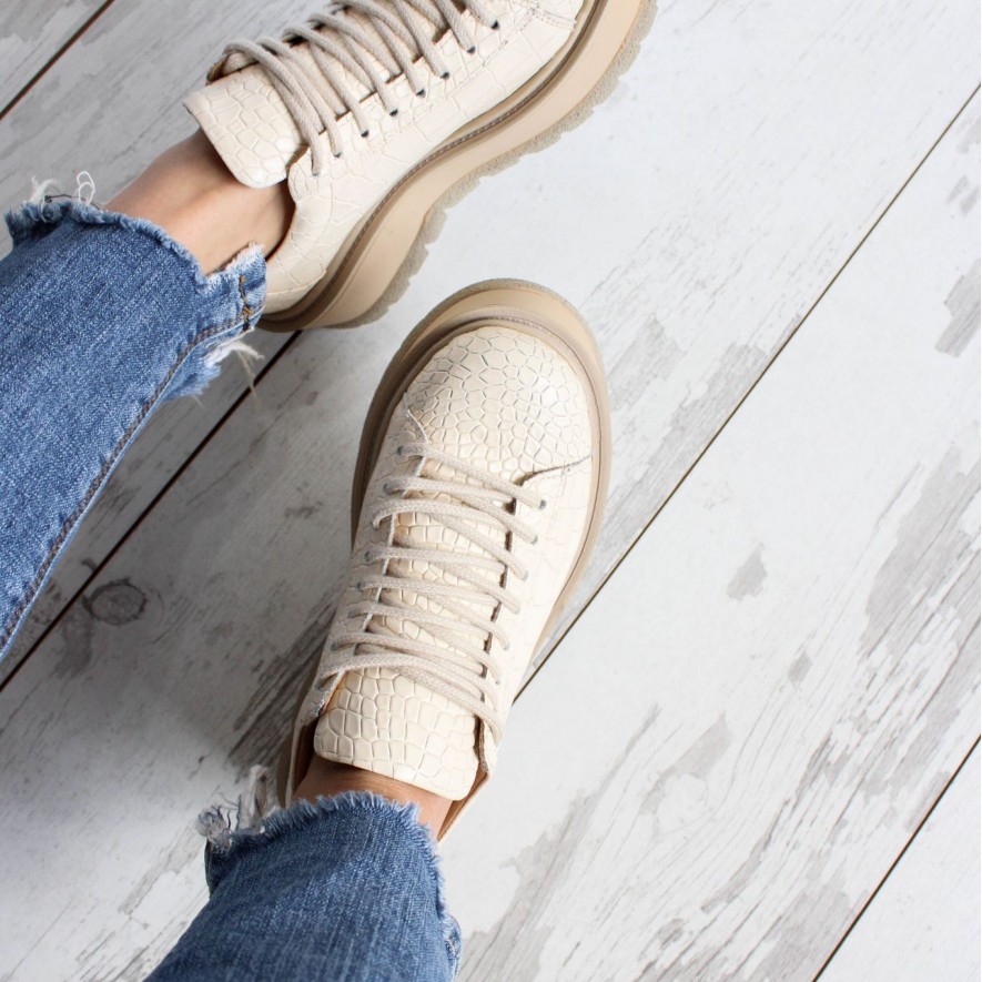 *. Sneakers - Medellin - Croco Nude