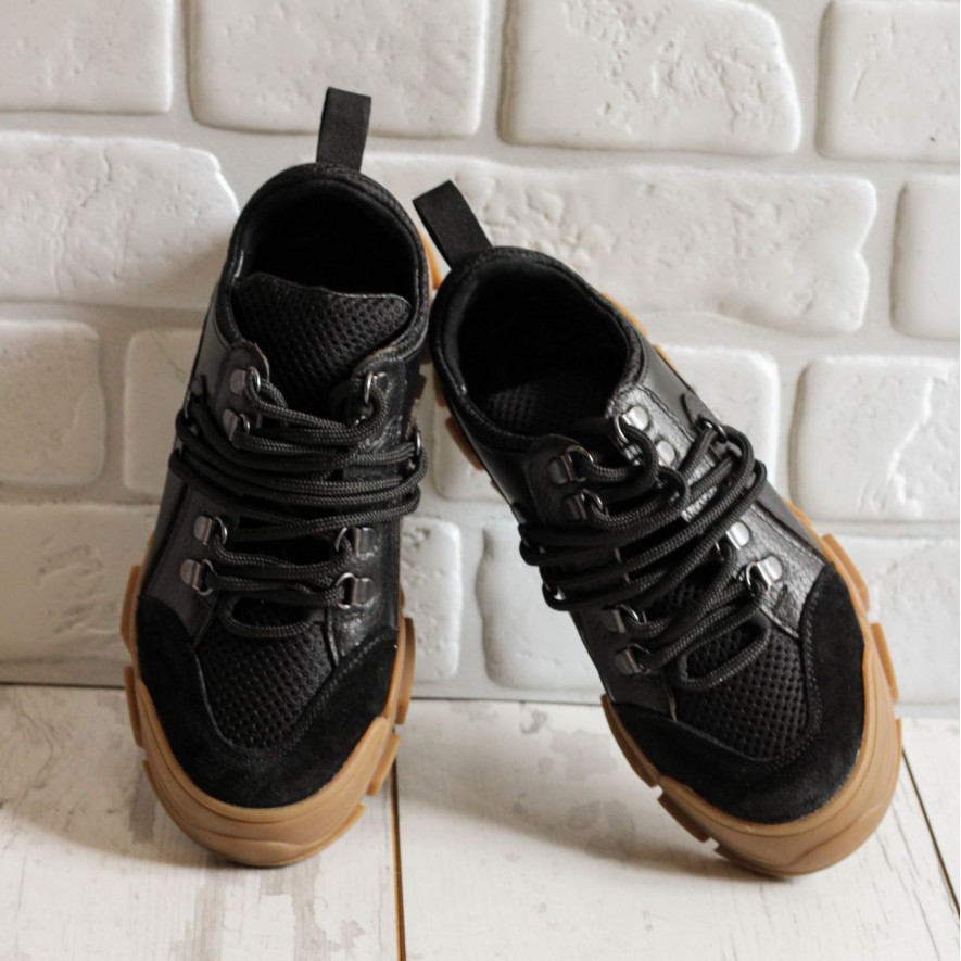 *  Sneakers - Mondo - Utility