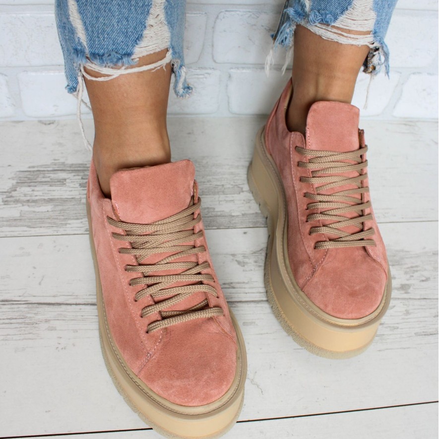 *. Sneakers - Medellin - Peach