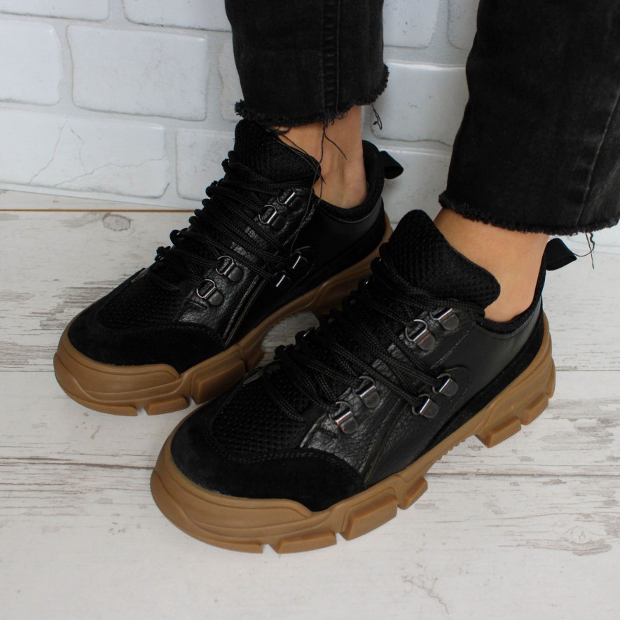 *  Sneakers - Mondo - Utility