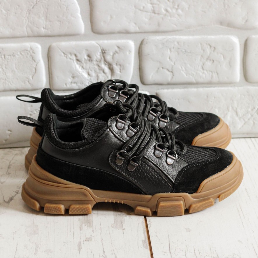 *  Sneakers - Mondo - Utility