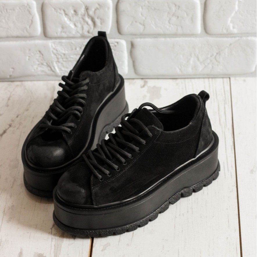 *. Sneakers - Medellin - Velur Black