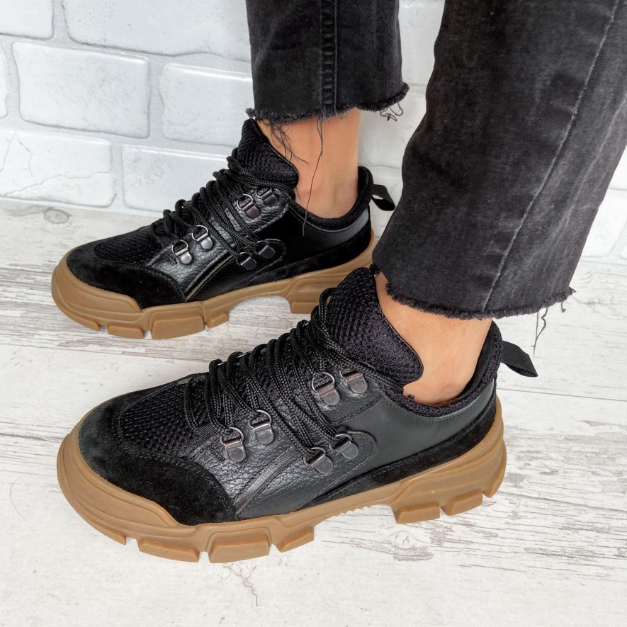 *  Sneakers - Mondo - Utility