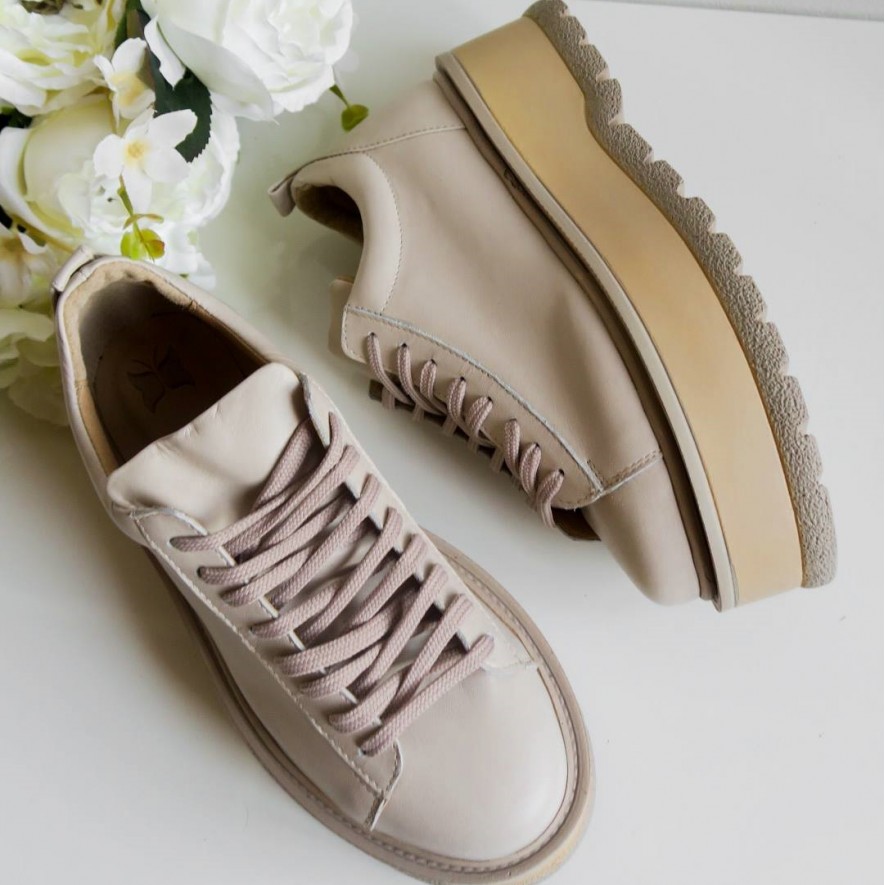 *. Sneakers - Medellin - Nude - Basic