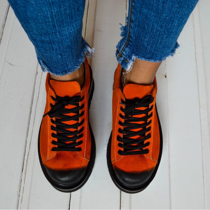 *. Sneakers - Medellin - Orange - Basic