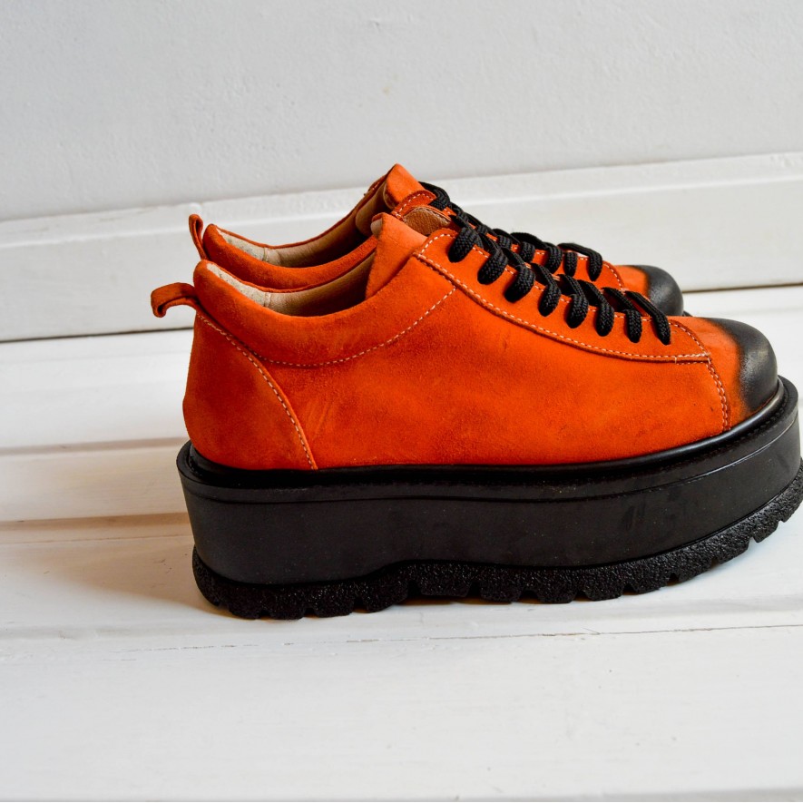 *. Sneakers - Medellin - Orange - Basic