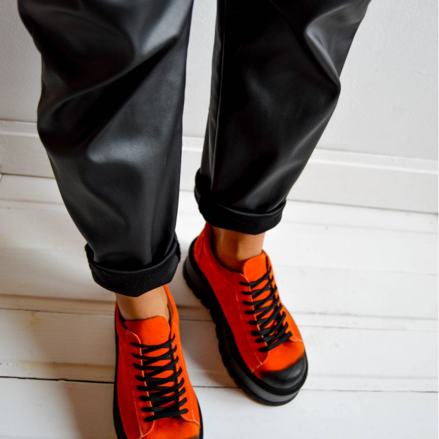 *. Sneakers - Medellin - Orange - Basic