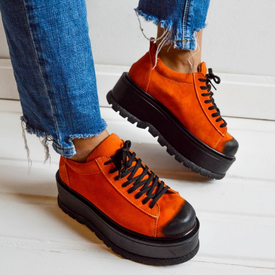 *. Sneakers - Medellin - Orange - Basic