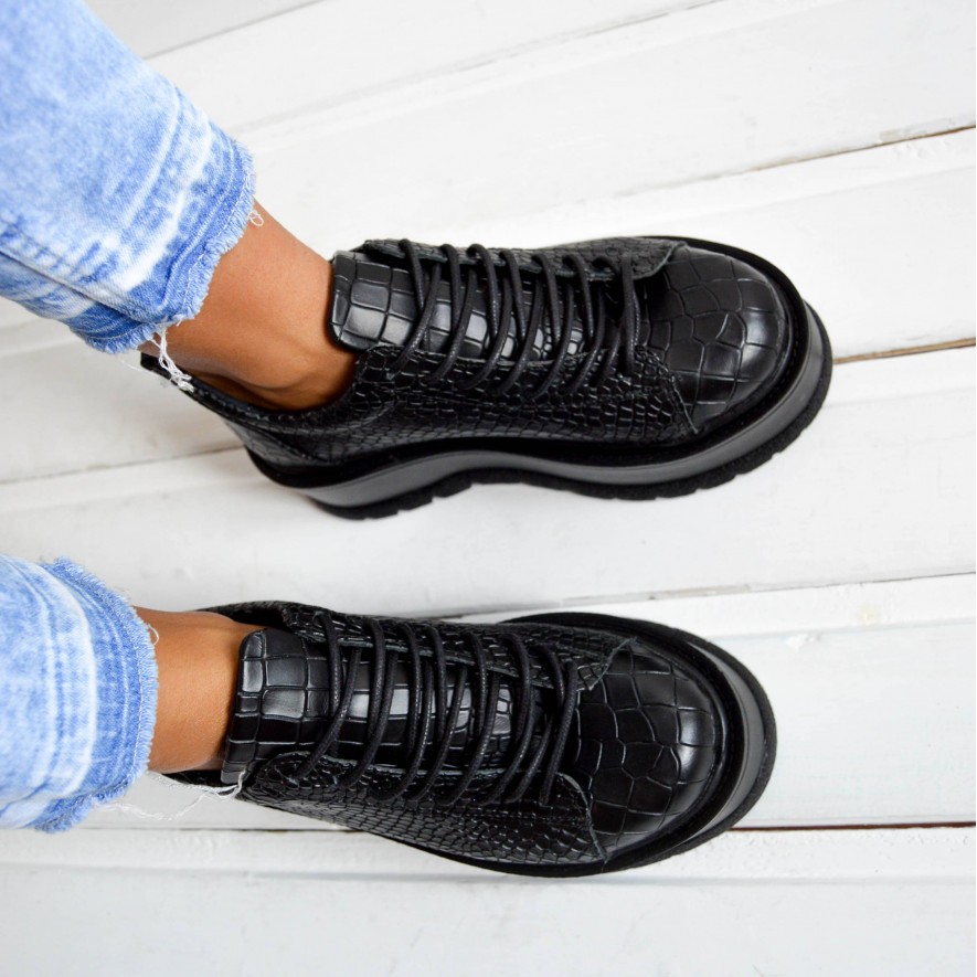 *. Sneakers - Medellin - Croco Black 