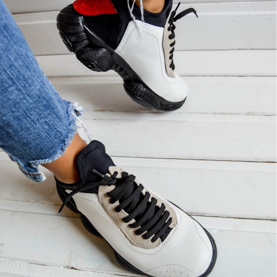 * Sneakers - Easy - White 
