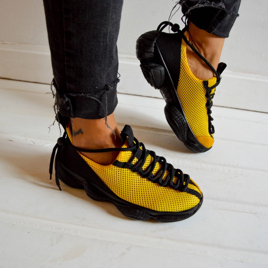 * Sneakers - Fly - Bee - UNISEX