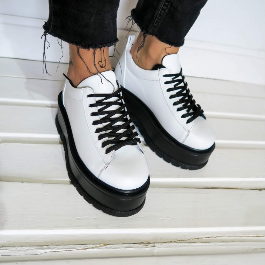 *. Sneakers - Medellin - Full White