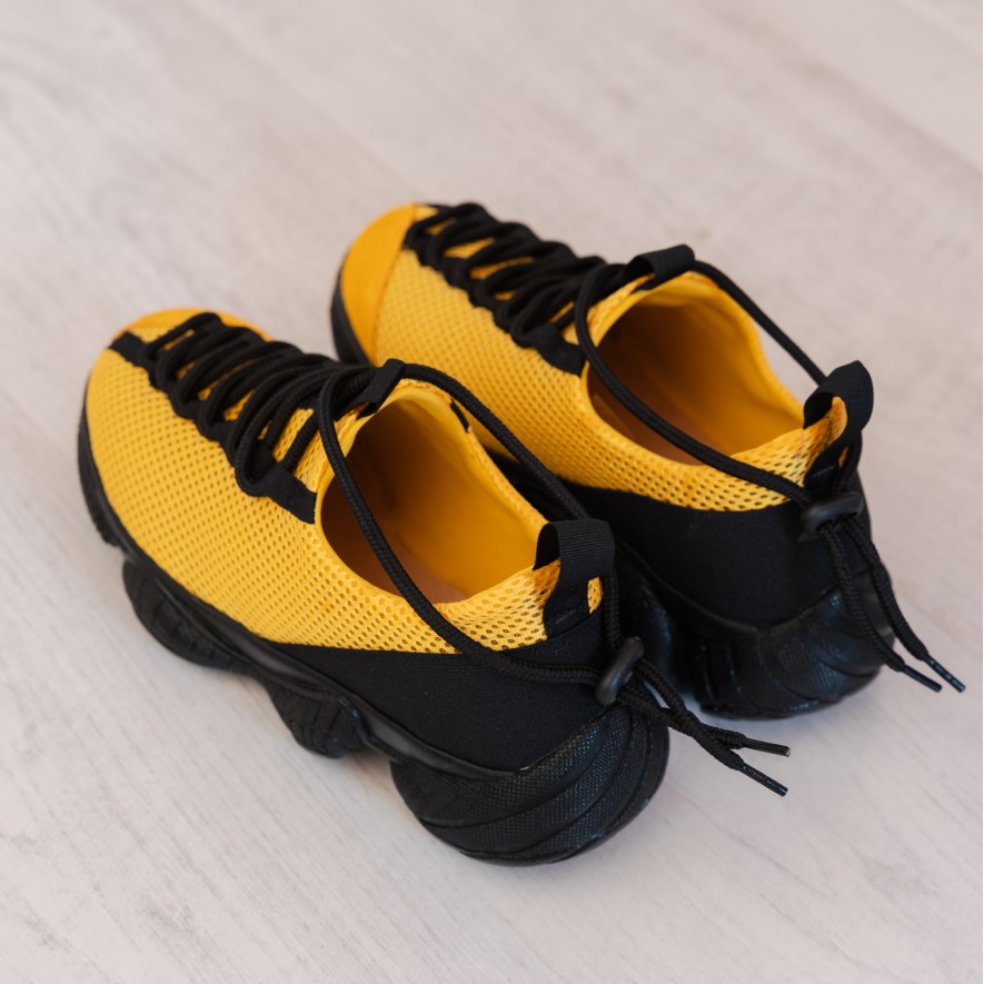 * Sneakers - Fly - Bee - UNISEX