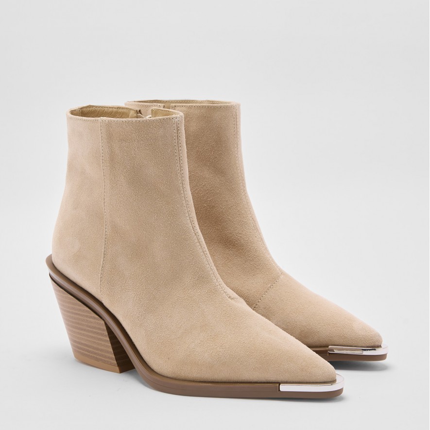       Ciocate - Essence - Sun