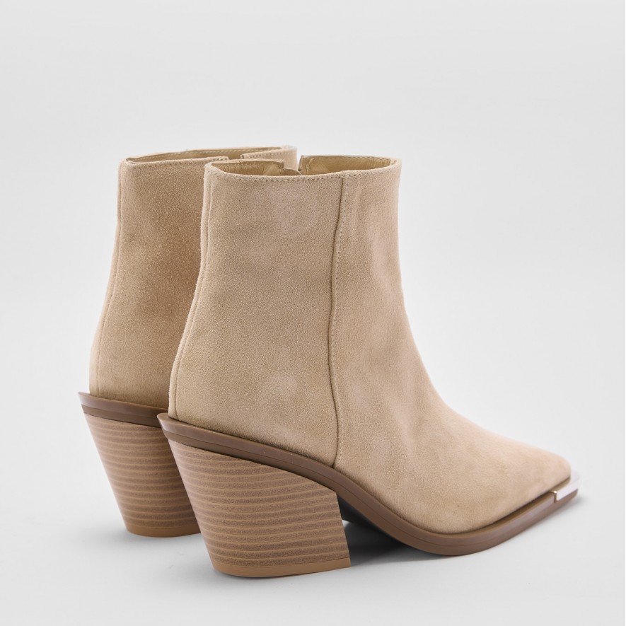       Ciocate - Essence - Sun