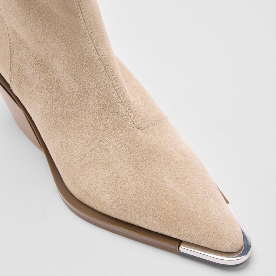       Ciocate - Essence - Sun