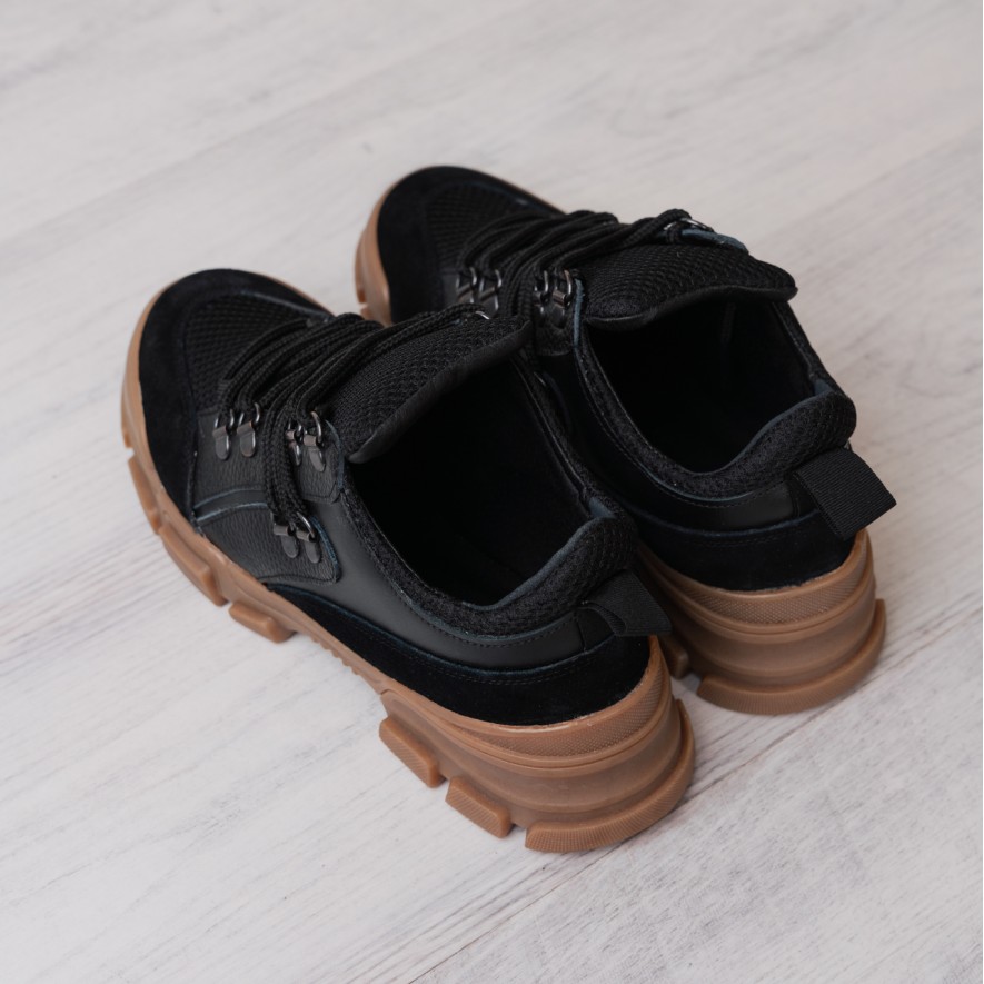 *  Sneakers - Mondo - Utility