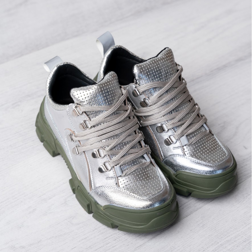 *  Sneakers - Mondo - Silver Shades