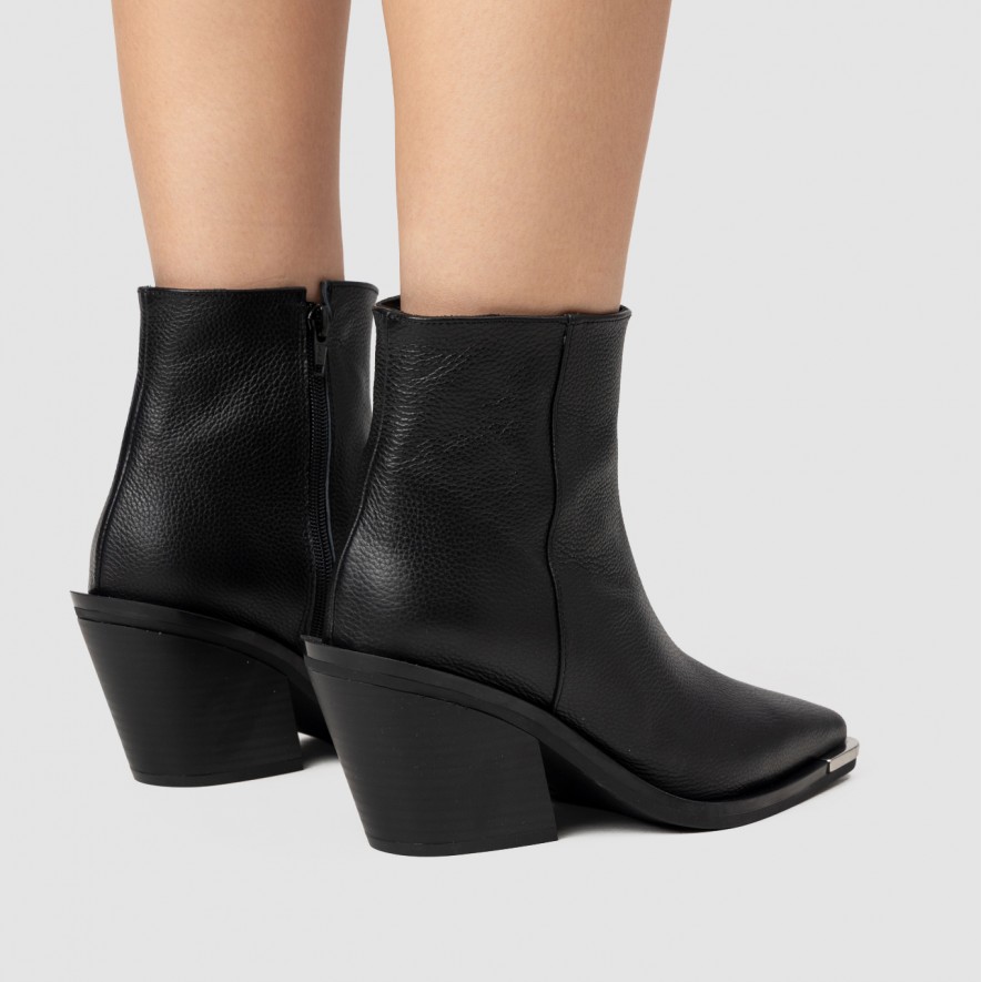       Ciocate - Essence - Premium